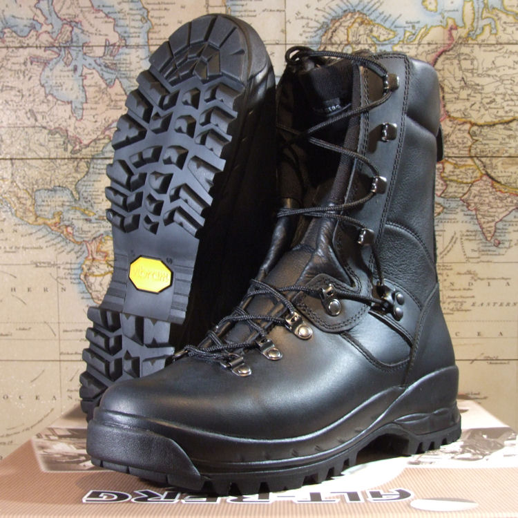 black tactical boots Alt-Berg Warrior Aqua Boot